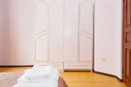 Уютный дом с камином и большим балконом - 6