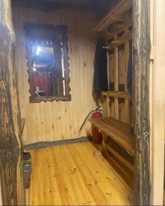 Уютный деревенский домик с русской баней возле озера в Большой Ухолоде - 17