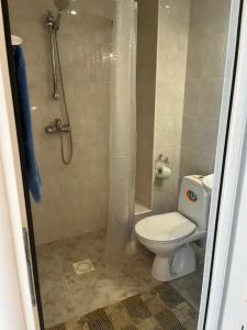 Номер на Бирюзова 6 - 19