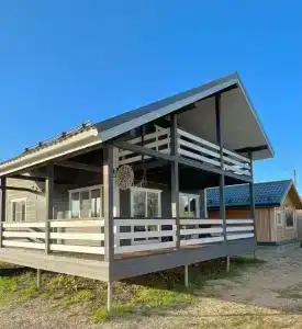 Коттедж у Сиверского озера - 1