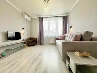 на Черняховского 12 - 4