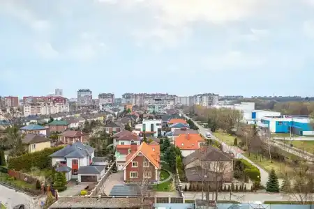 Пражская - 18