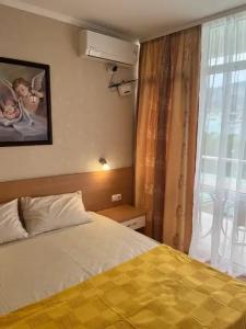 Номер на Бирюзова 6 - 9