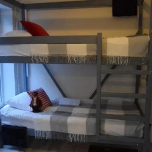 Mishki Inn Hostel - 10