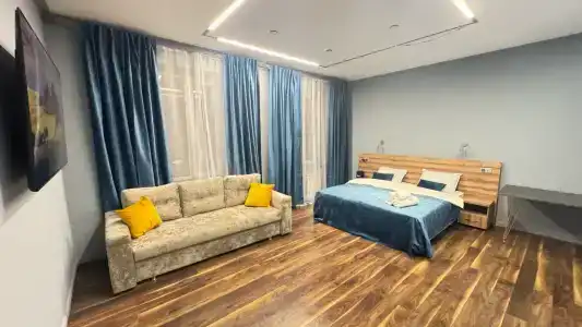 Fan House - 37