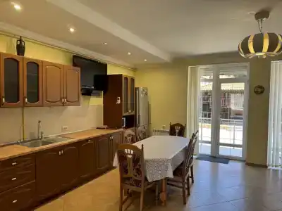 Таунхаус со своим двором - 15