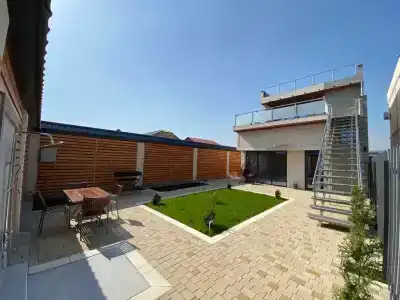 Коттедж с бассейном - 84