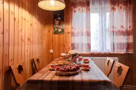 Монастырская изба - 46