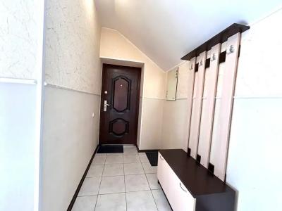 на Каракозова, 10 - 40