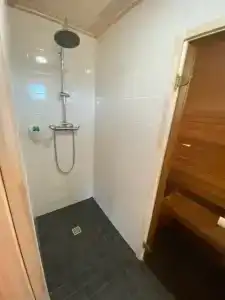 Большой дом в черте города - 5