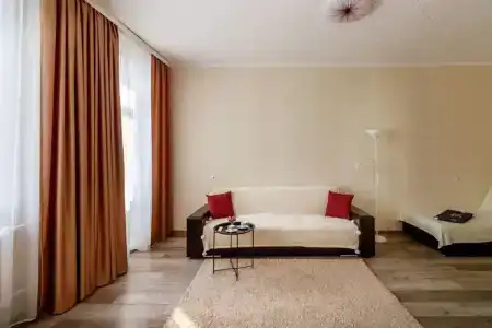 Комфортная, чистая, просторная однокомнатная квартира в центре Гродно - 1