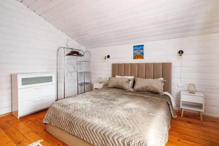 Central Park 33 - 79