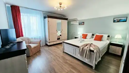 Комфортный дом с бассейном для большой семьи - 2