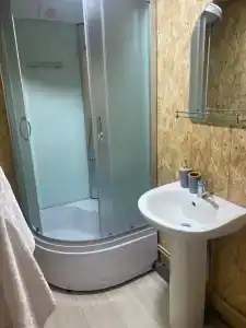 Уютный частный дом с видом на горы - 6