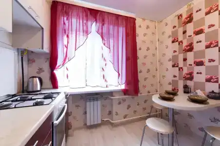 Пять Звёзд в Центре - 4