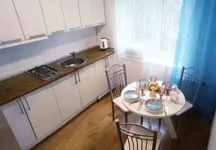 на Горького 20 - 13