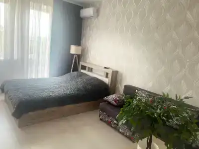на Губкина около Советской площади в новом доме с парковкой - 2