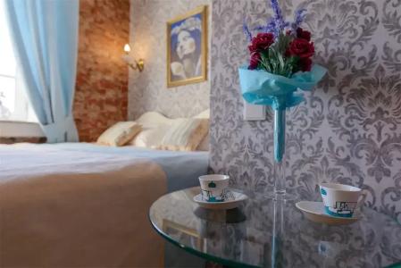 Art Nuvo Palace - 100