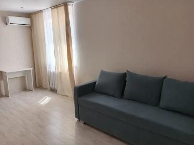 Квартиры на Юных Ленинцев 8 - 18