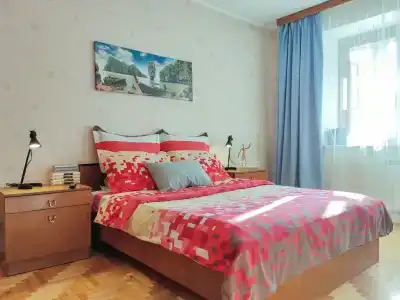 Сеть ЙоХоум в центре города - 1