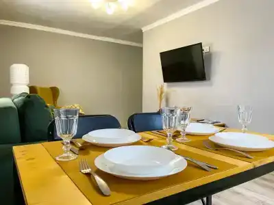 Черняховского - 15