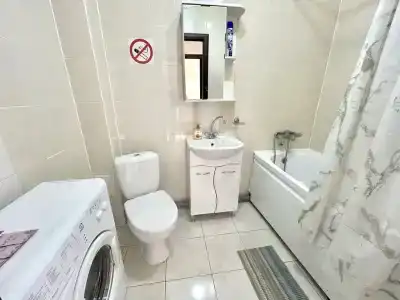 на Каракозова, 10 - 6