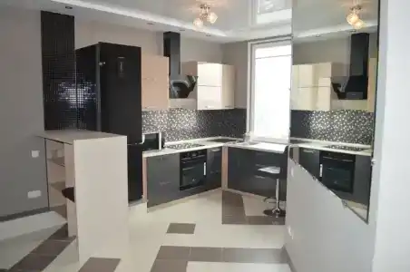 Отличная квартира с видом на море и мост - 0