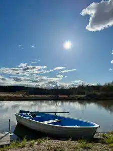 Домик на берегу озера - 18