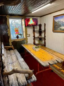 Уютный деревенский домик с русской баней возле озера в Большой Ухолоде - 33