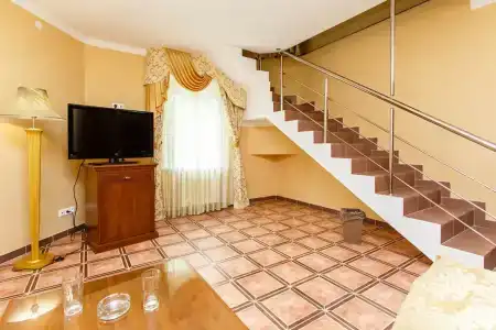 Амфора - 24