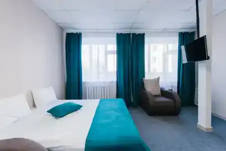 Декабрист Серова 30 - 175