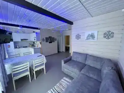 Коттедж на озере Врево - 1