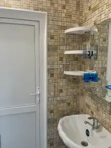 Дом напротив крепостной стены - 15