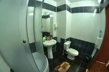 на Набережной - 92