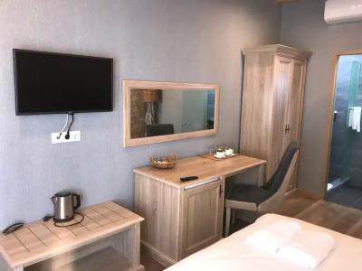 Family Inn - 8