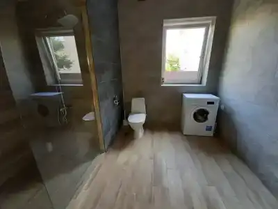 целиком на 6 человек - 5