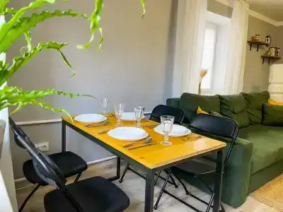 Черняховского - 16