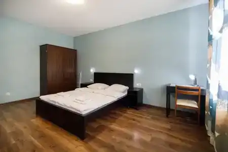 Уютная студия на улице Леонова - 1