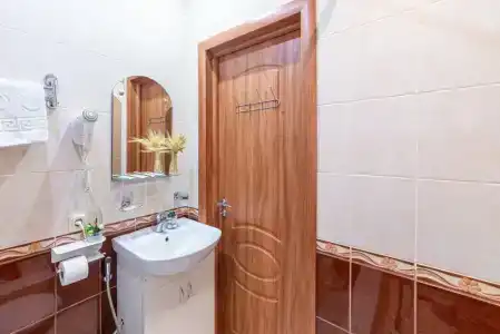 Демократ на Некрасова 58 - 190