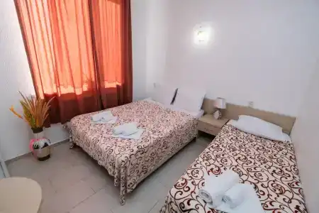 Поющие в Терновнике - 146