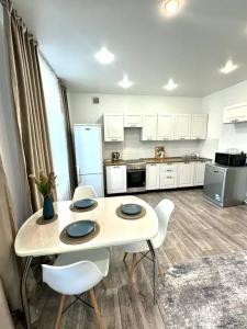 Квартиры на Партизана Железняка 26А - 23