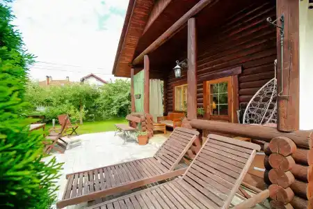 Домик с садом в городе - 2