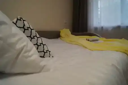 возле Нижнего озера - 6