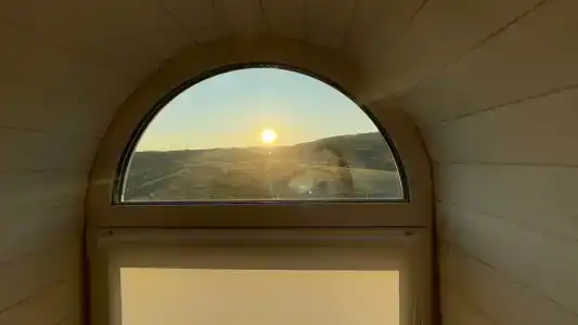 Купольный дом с видом на горы и море - 30