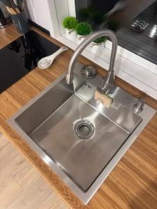 Уютный новый дом с сауной включена в стоимость и видом на озеро и лес - 24