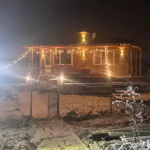 Глемпинг у озера с чаном и баней - 7