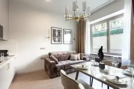 Grand Royal Residences - 216