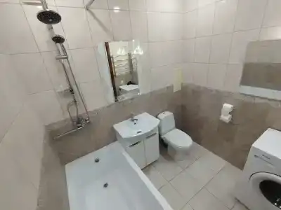 с двумя отдельными комнатами и кухней - 39