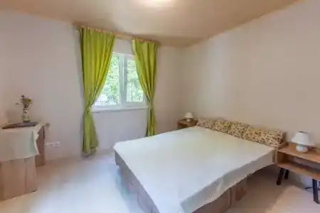 Домик с садом у заповедника - 6