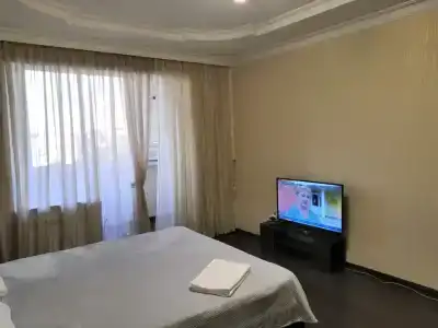1 комн. кв. на набережной р.Терек в центре города. - 3